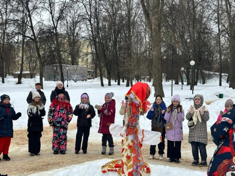 Народные гулянья "Широкая Масленица".