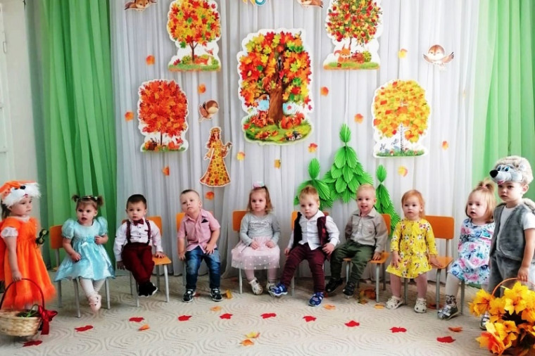 Первый праздник у малышей.