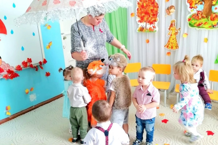 Первый праздник у малышей.