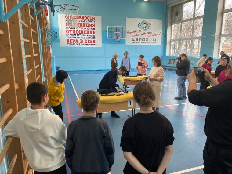 Муниципальные соревнования  по разборке – сборке автомата Калашникова.