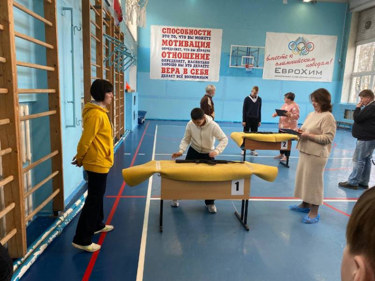 Муниципальные соревнования  по разборке – сборке автомата Калашникова.