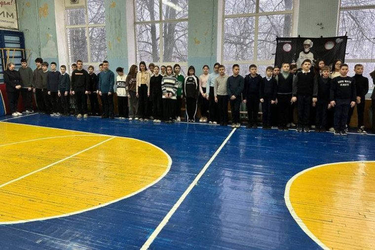 Церемония подъема флага Российской Федерации.  Разговор о важном.