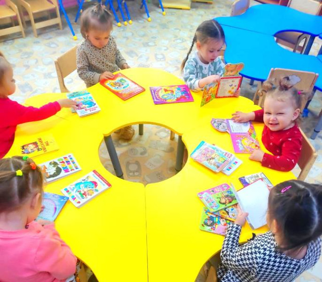 Международный день дарения книги.